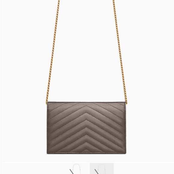 Saint Laurent
Cassandre Envelope Chain Wallet in Lambskin - Picture 3 of 12